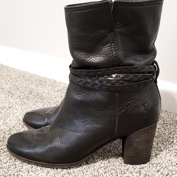 Frye boots - Picture 1 of 6